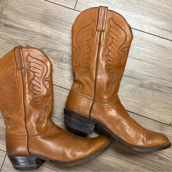 Lucchese Men's Brown Leather Cowboy Boots